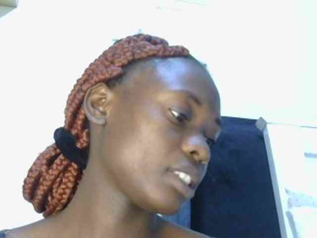 Prettyalice2 webcam