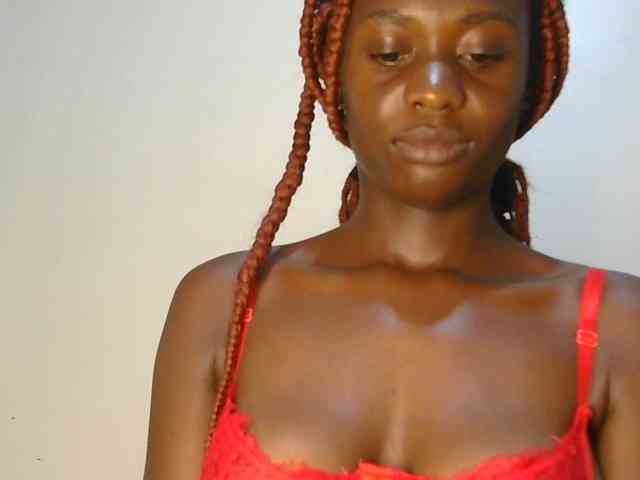 Prettyalice2 webcam