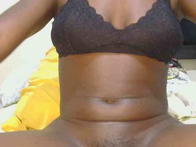 Prettyalice2 webcam
