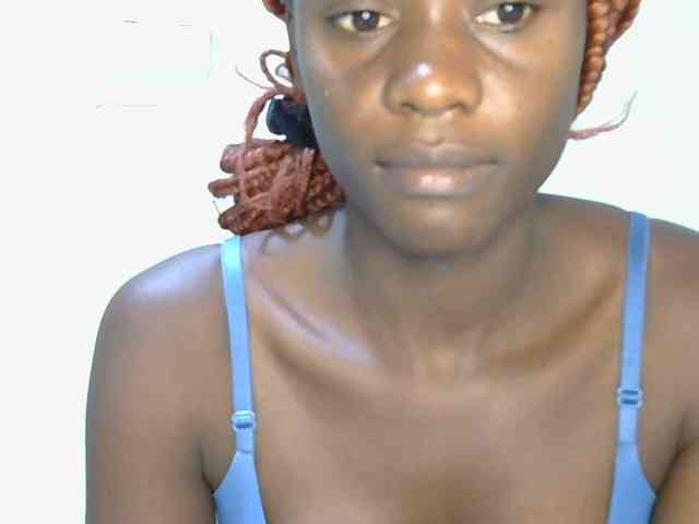 Prettyalice2 Live Webcam on BongaCams
