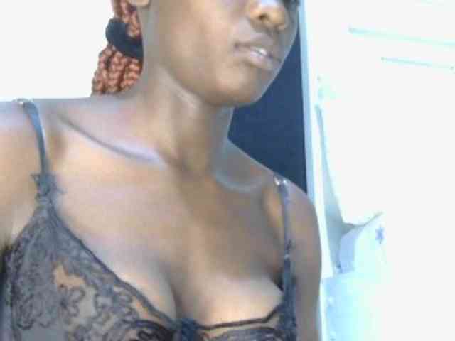Prettyalice2 webcam
