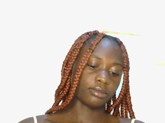 Prettyalice2 webcam