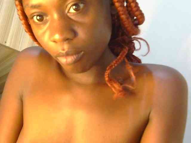 Prettyalice2 webcam