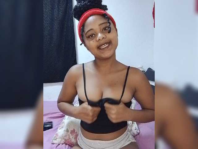 BabyGirl26 live cam on BongaCams