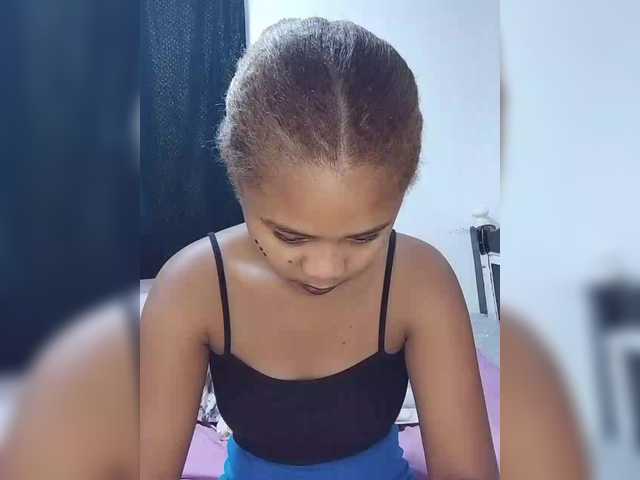 BabyGirl26 live cam on BongaCams
