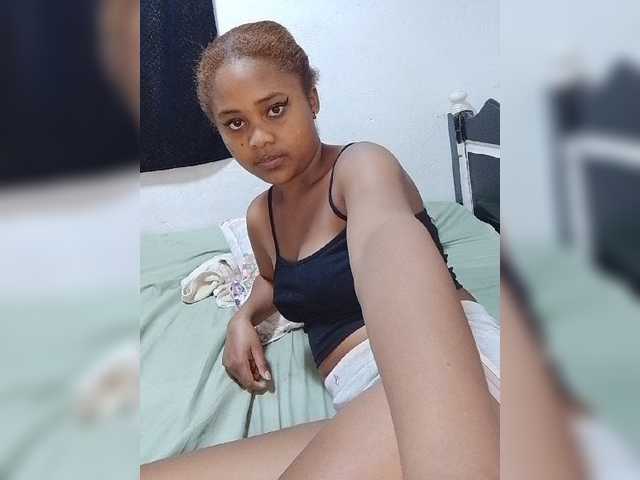 BabyGirl26 live cam on BongaCams