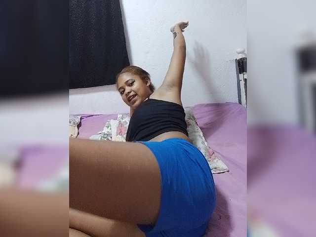 BabyGirl26 live cam on BongaCams