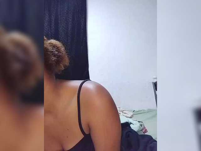 BabyGirl26 live webcam show