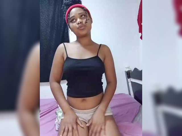 BabyGirl26 live cam on BongaCams