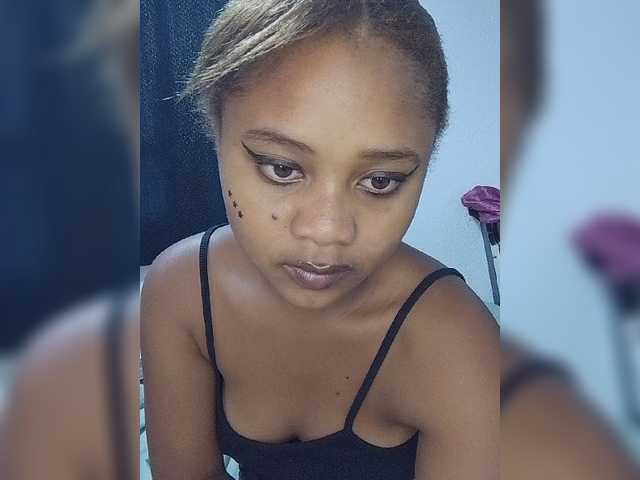 BabyGirl26 live cam on BongaCams