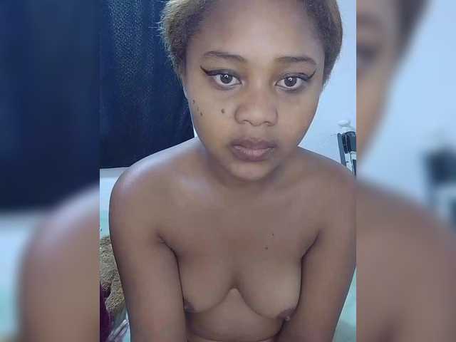 BabyGirl26 live cam on BongaCams