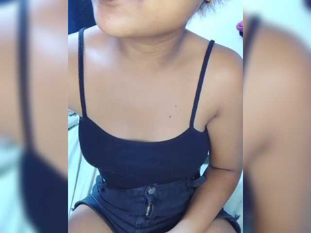 BabyGirl26 live webcam show