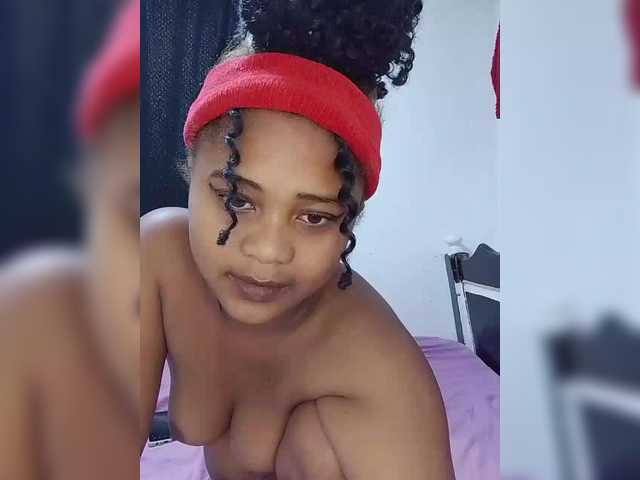 BabyGirl26 live cam on BongaCams