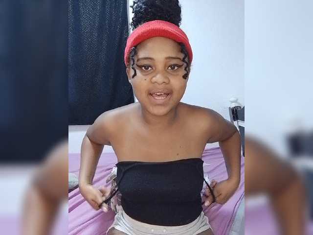 BabyGirl26 live cam on BongaCams