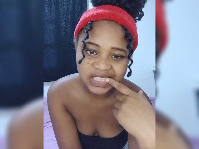 BabyGirl26 live cam on BongaCams