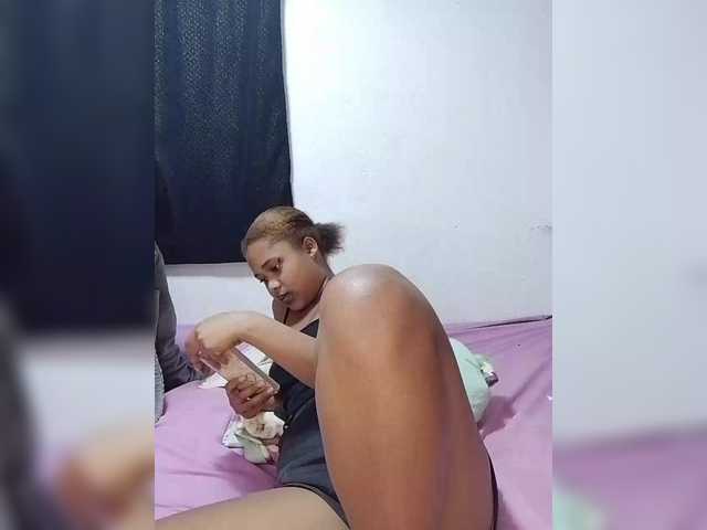 BabyGirl26 live cam on BongaCams