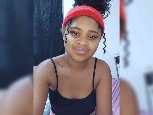 BabyGirl26 webcam