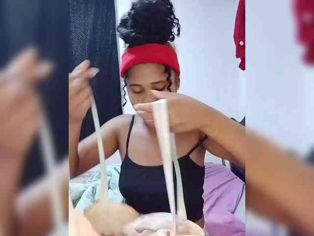 BabyGirl26 webcam