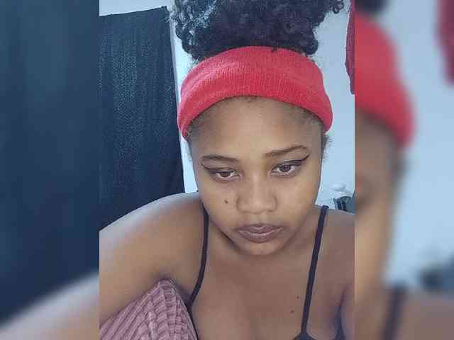 BabyGirl26 webcam