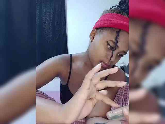 BabyGirl26 webcam