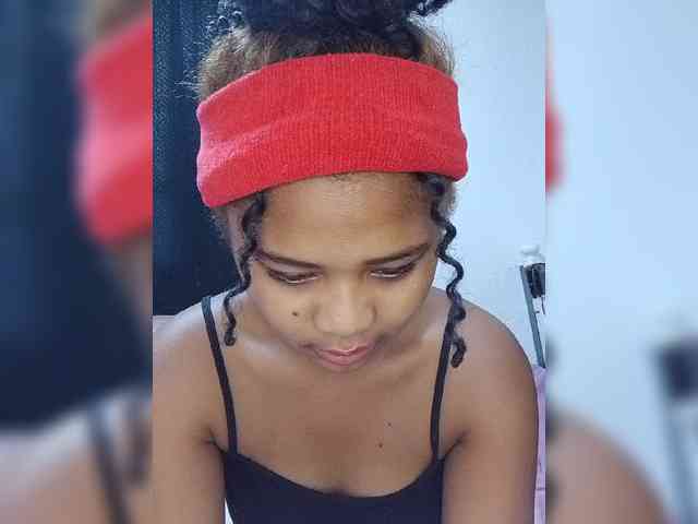 BabyGirl26 webcam