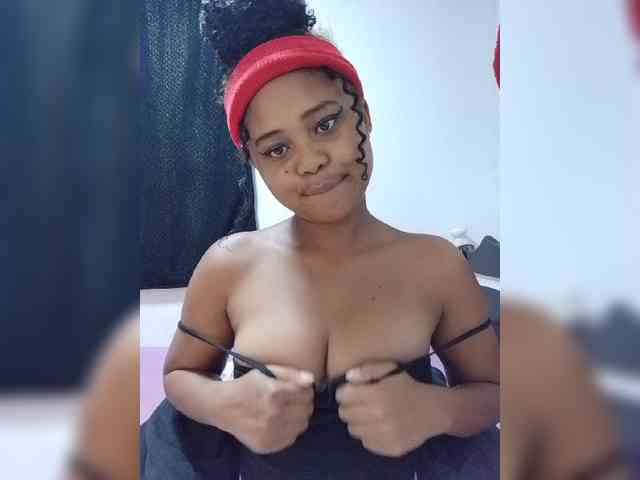 BabyGirl26 webcam
