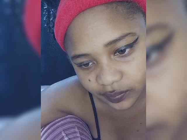 BabyGirl26 webcam