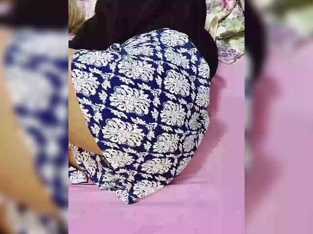 BabyGirl26 webcam