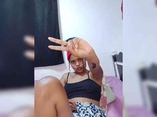 BabyGirl26 webcam