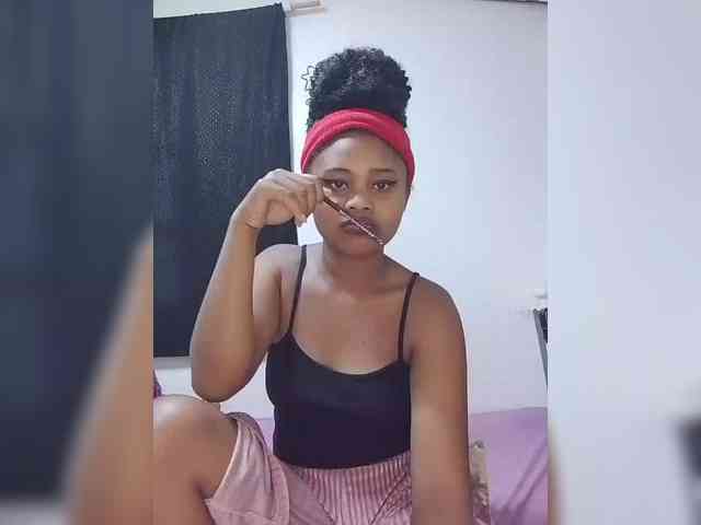 BabyGirl26 webcam