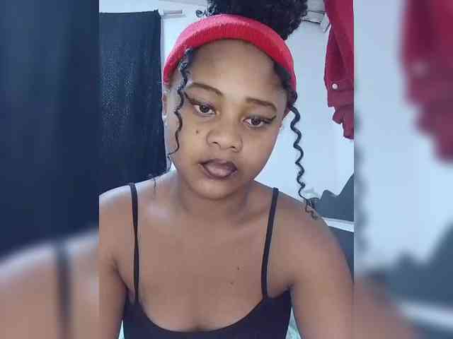BabyGirl26 webcam