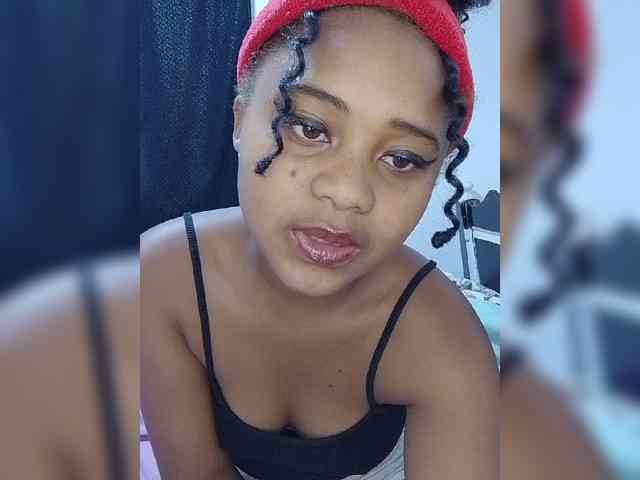 BabyGirl26 webcam