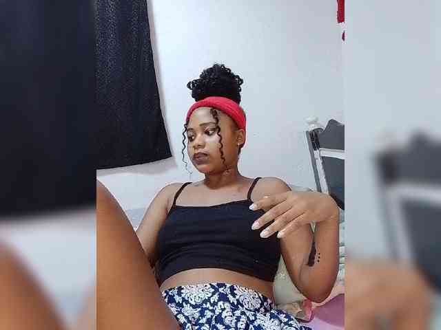 BabyGirl26 webcam
