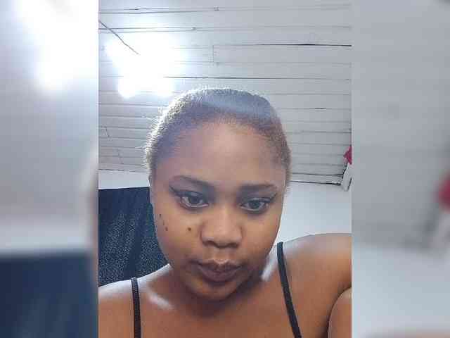BabyGirl26 webcam