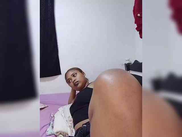 BabyGirl26 webcam