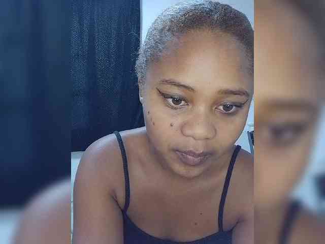 BabyGirl26 webcam