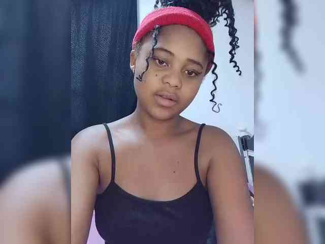 BabyGirl26 webcam