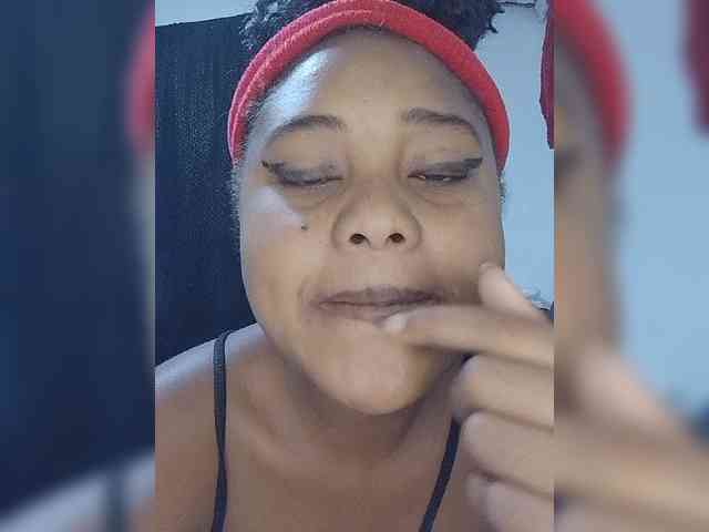 BabyGirl26 webcam