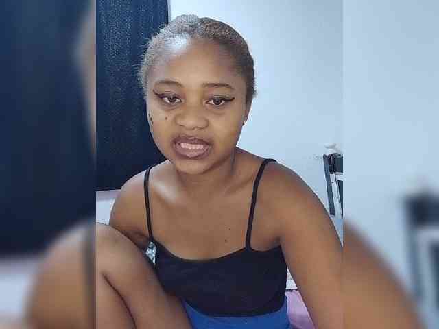 BabyGirl26 webcam