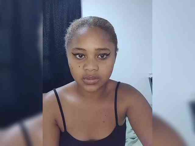BabyGirl26 webcam