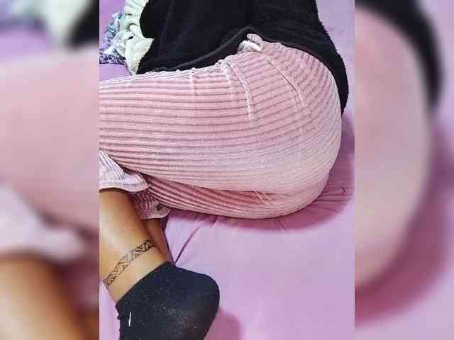 BabyGirl26 webcam