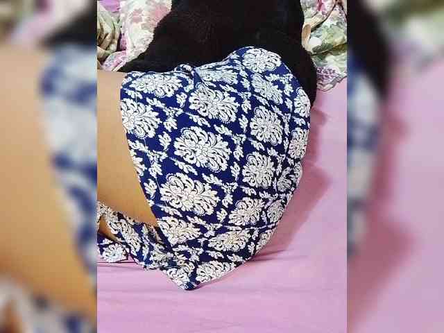 BabyGirl26 webcam