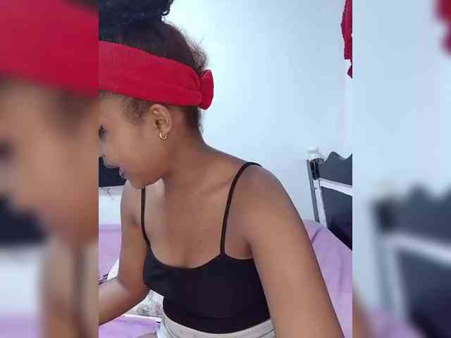 BabyGirl26 webcam