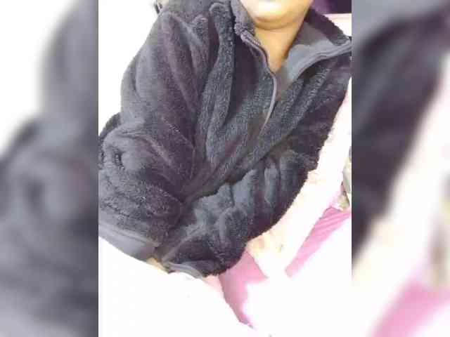 BabyGirl26 webcam