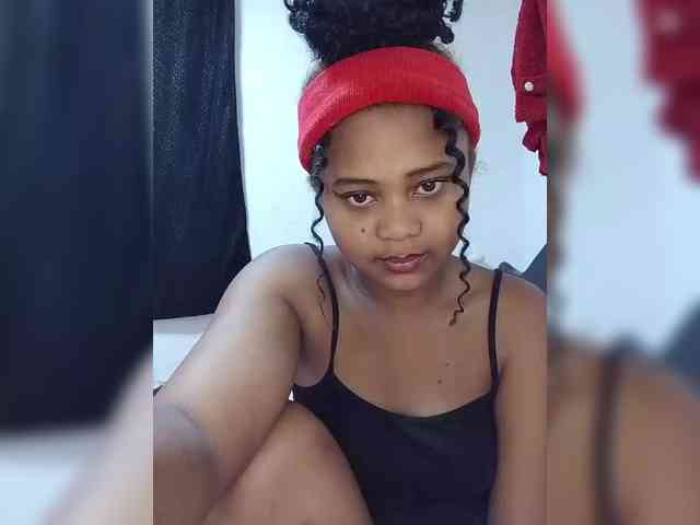 BabyGirl26 webcam