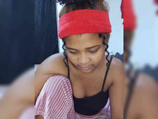 BabyGirl26 webcam