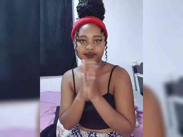 BabyGirl26 webcam