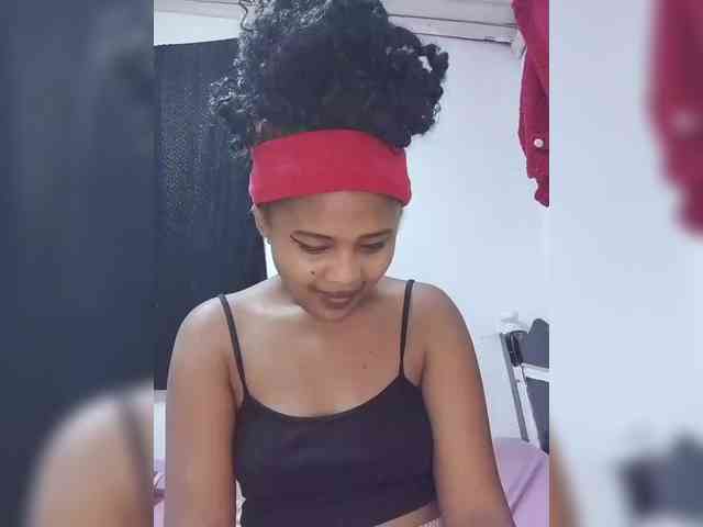 BabyGirl26 webcam