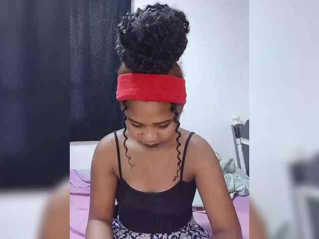 BabyGirl26 webcam