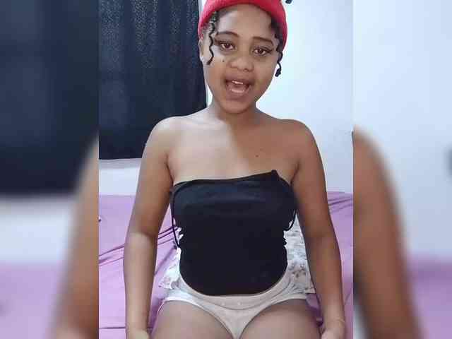 BabyGirl26 webcam